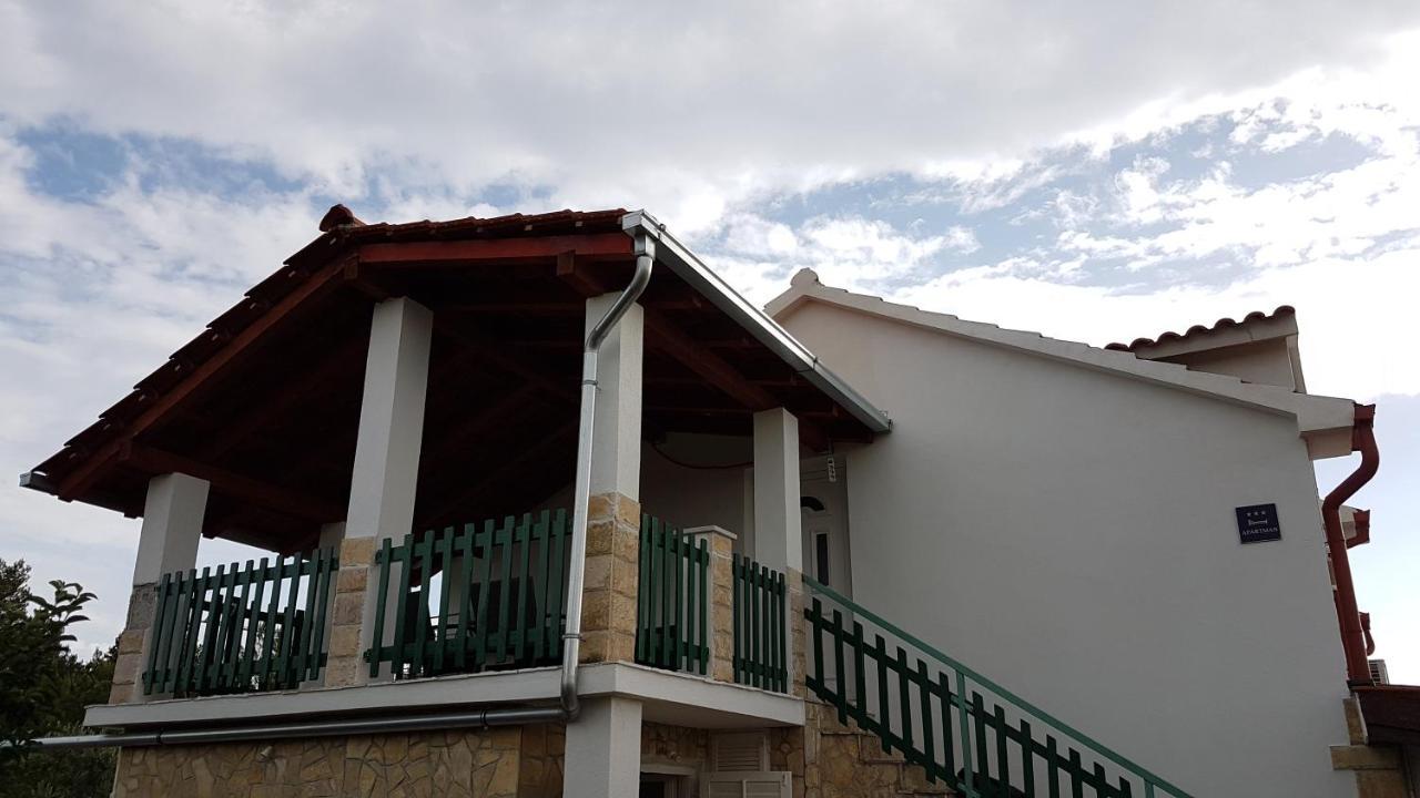 Apartman Vojaline Milna  Exterior foto
